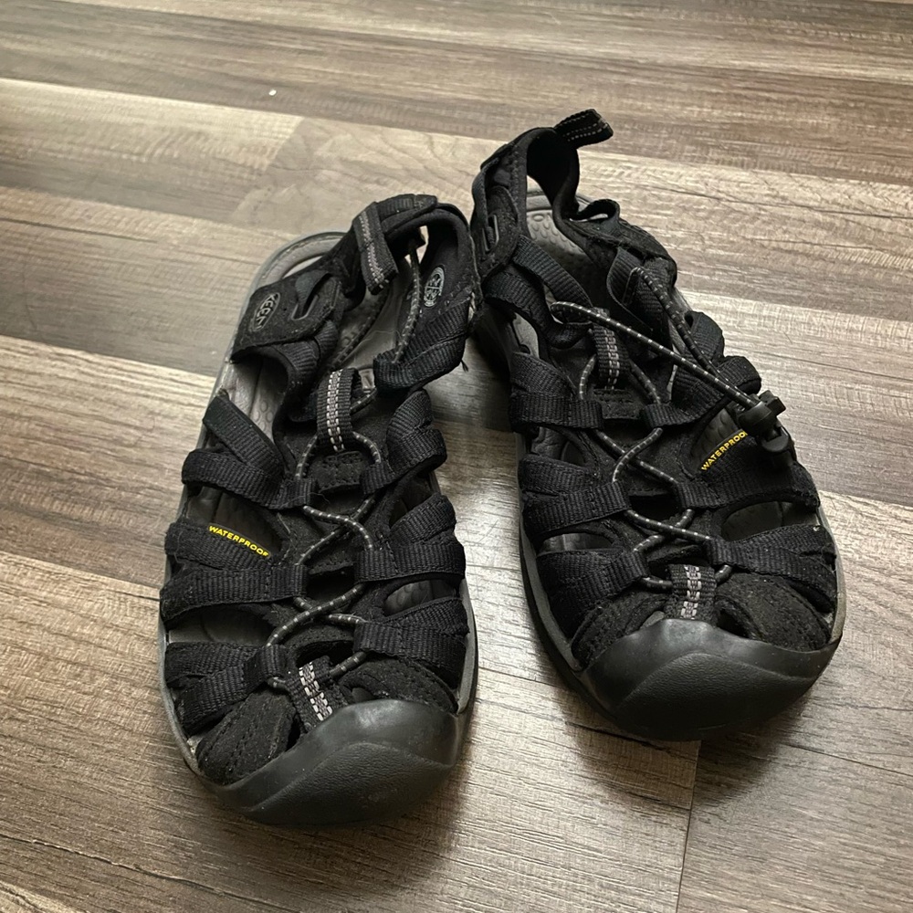 Keen Sandals - Size 6 Barely Used - image 1